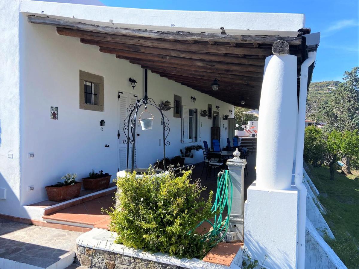 Villa La Milanina Lipari  Eksteriør bilde