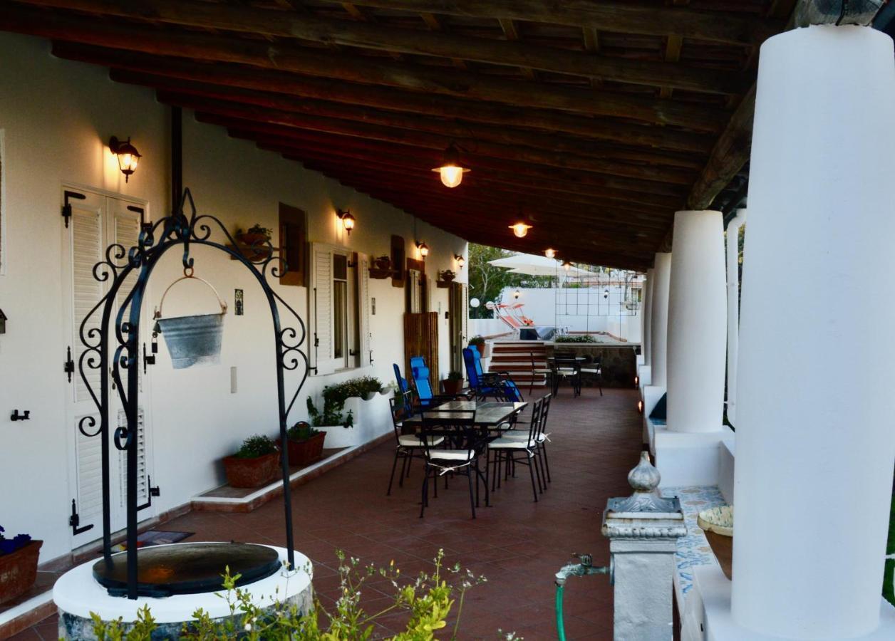 Villa La Milanina Lipari  Eksteriør bilde