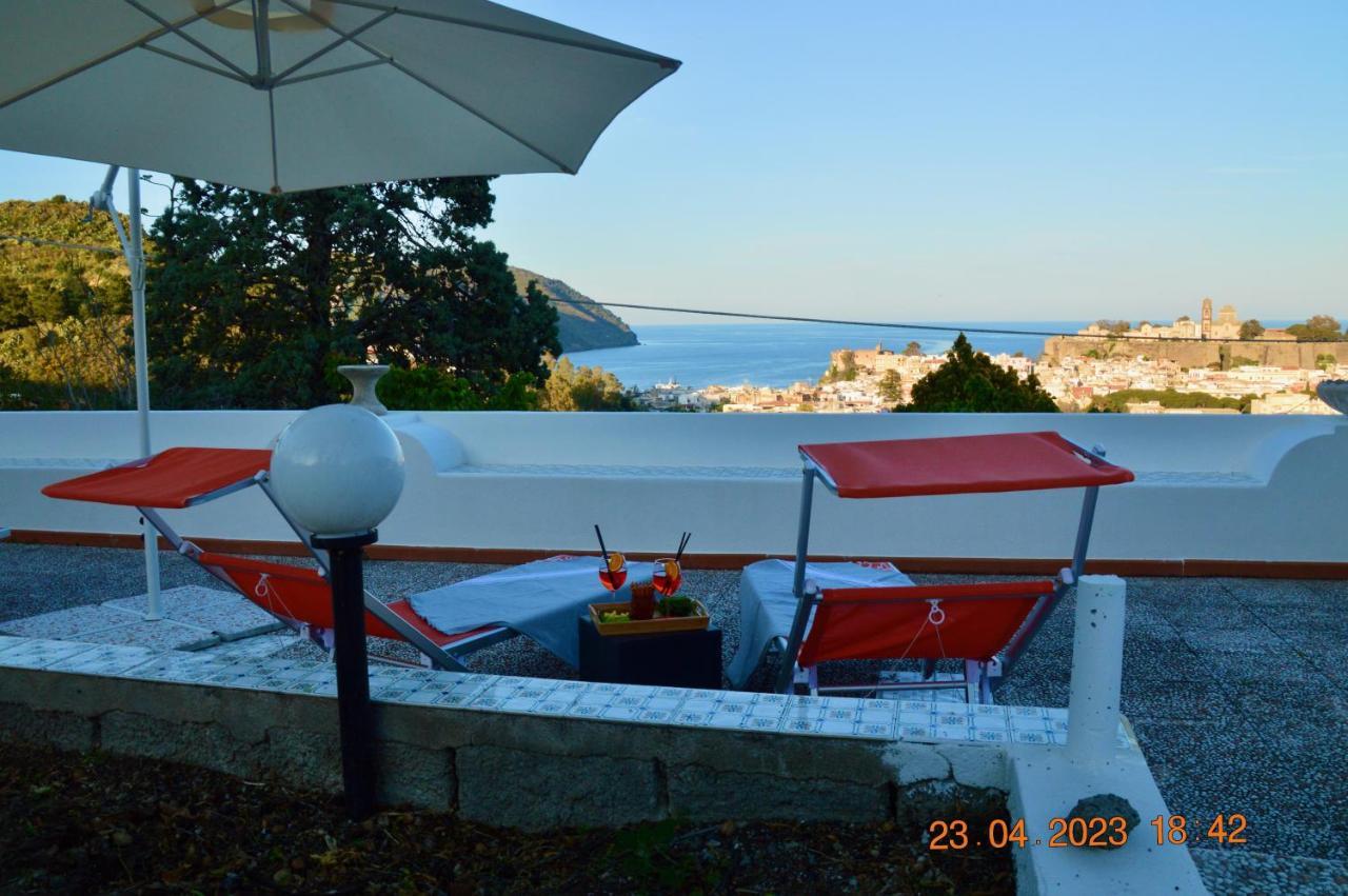 Villa La Milanina Lipari  Eksteriør bilde